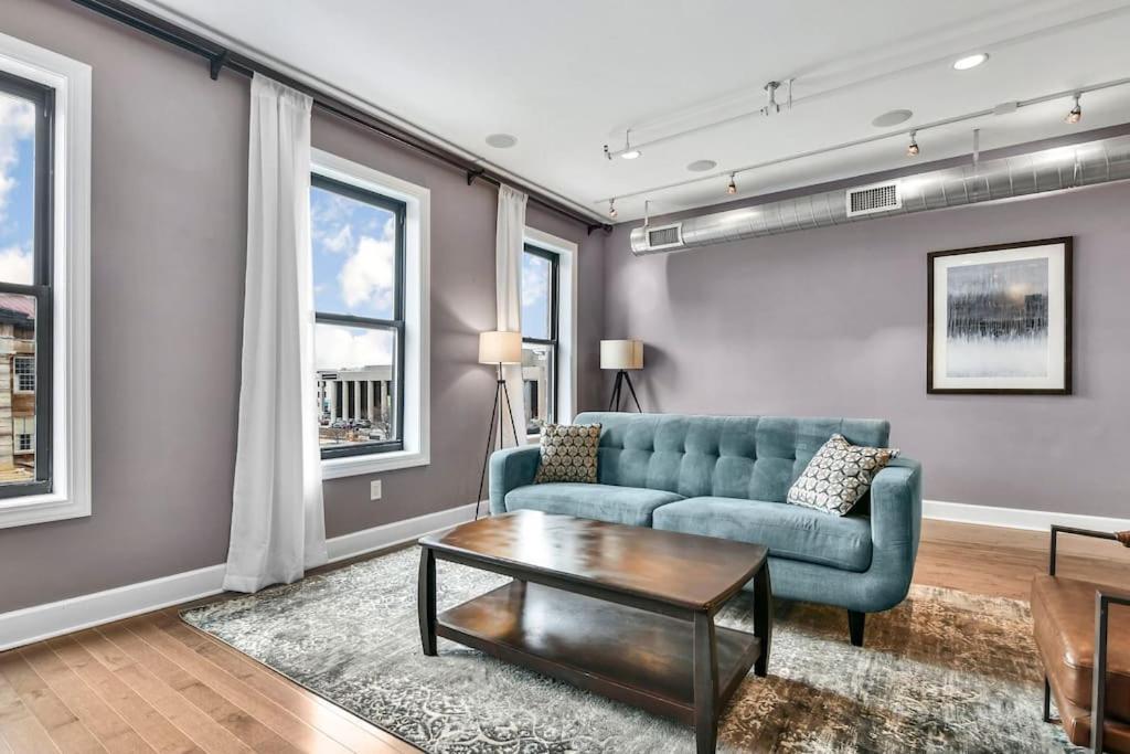 Lovely 2-Bedroom Unit In Springfriend Springfield Exterior photo